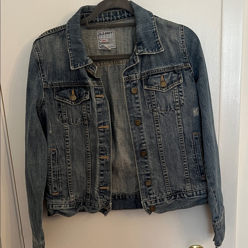 Old Navy Women's Distressed Denim Jacket